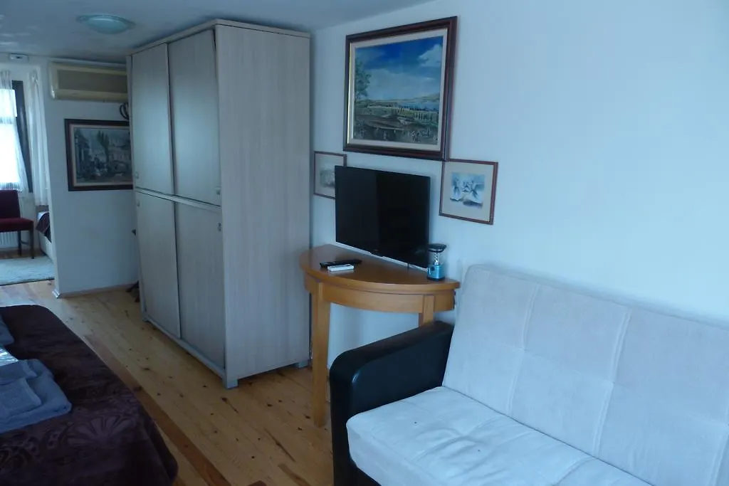 Eagles Budget Home Istanbul Turkey